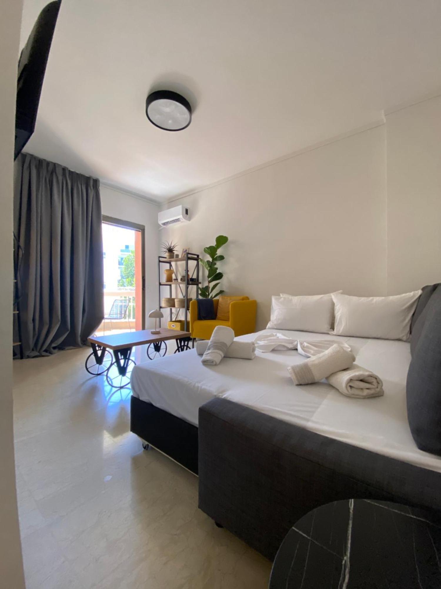 Blue Cozy Nest * Rhodes City